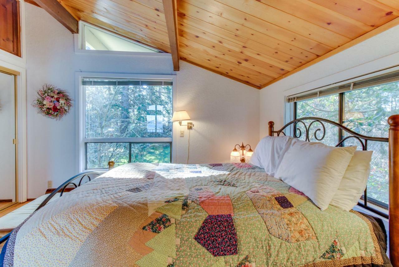 Lopez Island Hunter Bay Waterfront Home Екстер'єр фото