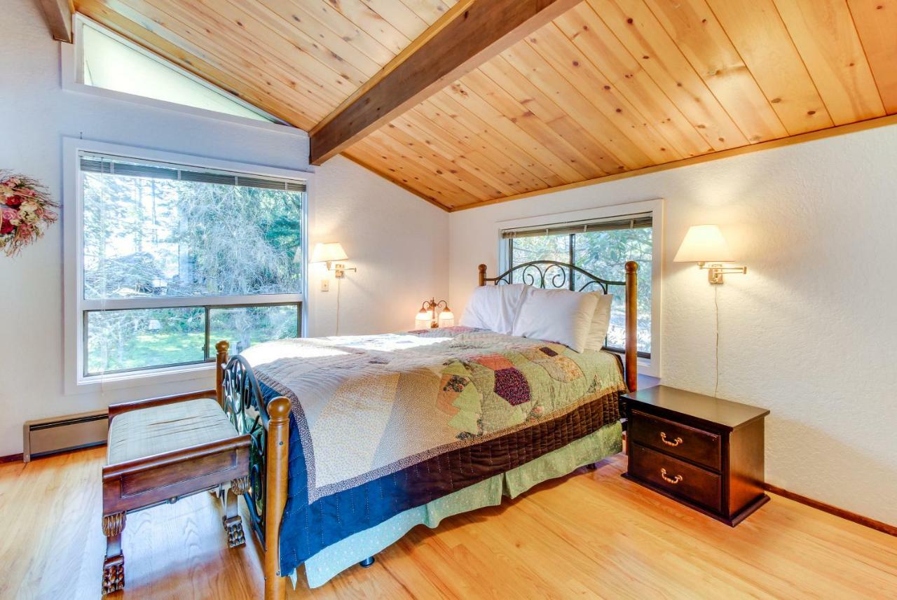 Lopez Island Hunter Bay Waterfront Home Екстер'єр фото