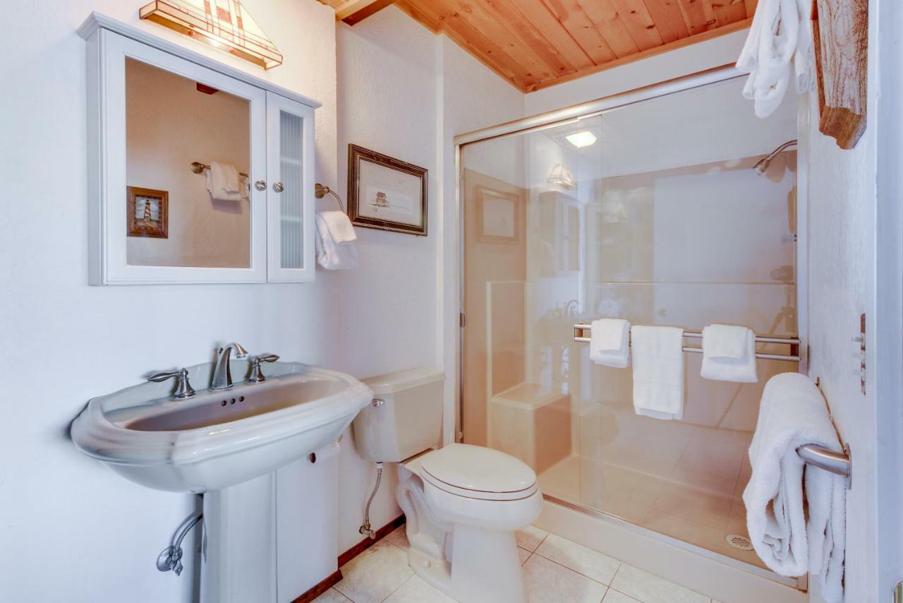 Lopez Island Hunter Bay Waterfront Home Екстер'єр фото